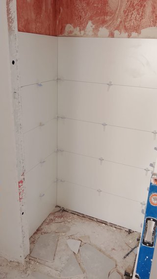 Todo en obras y reformas: Demoliciones, alicatados