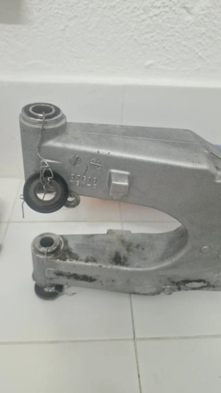 Basculante Reforzado Suzuki LTZ 400