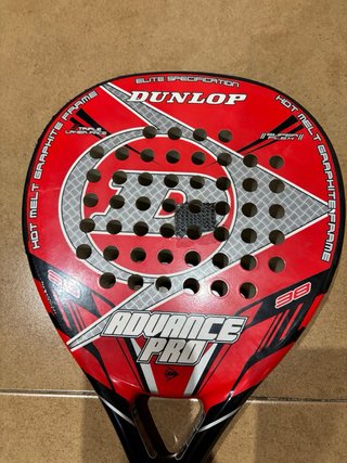 2 Palas de Pádel Bullpadel K3 Pro y una Dunlop
