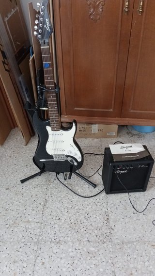 Guitarra Eléctrica Sonora con Ampli y Soporte