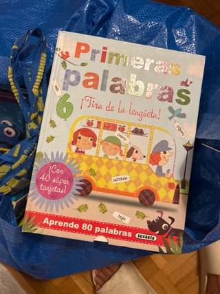 Lote de cuentos infantiles.
