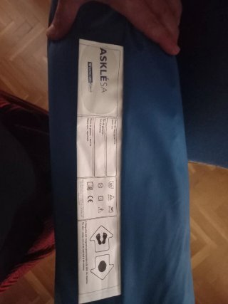 Cama articulada con colchón antiescaras