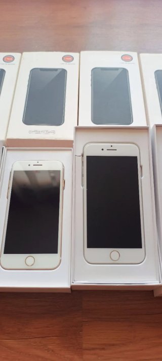 Lote iPhones 8: Negro, Oro, Oro Rosa, Plata