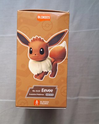 Figura Blokees Eevee Pokémon Classic Edition