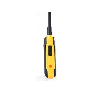 - Dynascan F-15 walkie talkies sumergibles