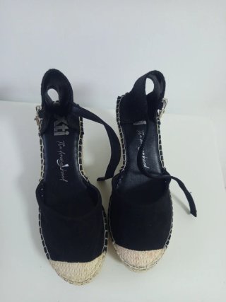 Zapatos esparto negros con cuña
