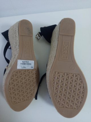 Zapatos esparto negros con cuña