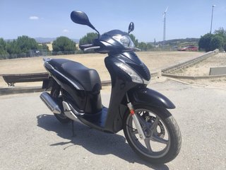 Honda SH 125i Scooter 2011