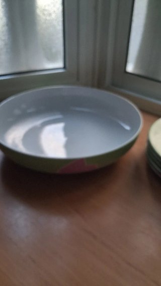 Vajilla porcelana verde y rosa,