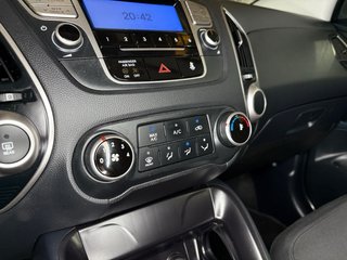 HYUNDAI IX35 ÚNICO PROPIETARIO, DOBLE TECHO SOLAR