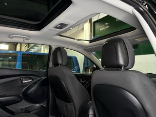 HYUNDAI IX35 ÚNICO PROPIETARIO, DOBLE TECHO SOLAR