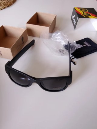 Gafas de sol SUNFOLD negras y amarillas, plegables