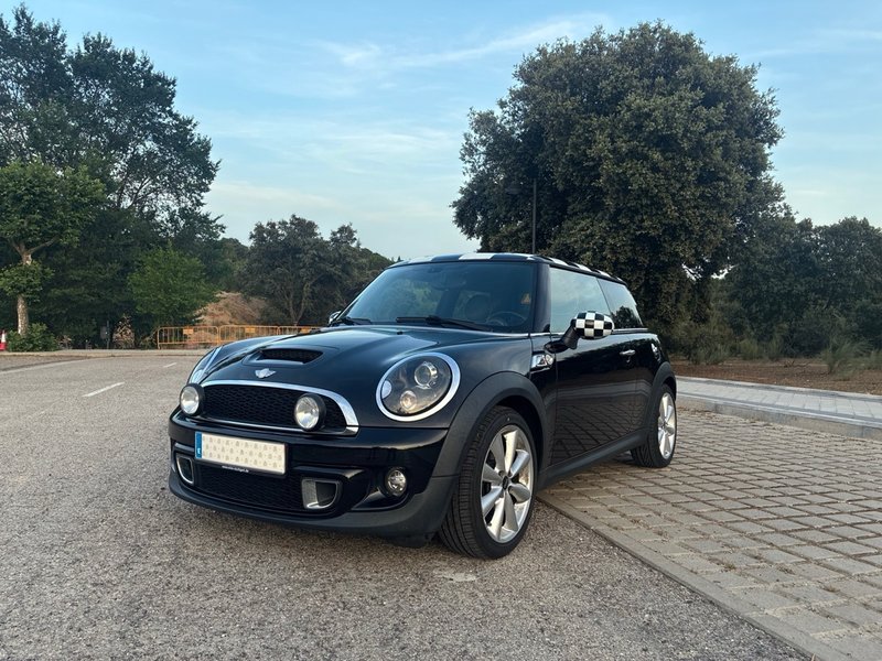MINI Cooper 2011