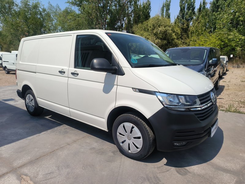 Volkswagen Transporter 2021, foto 2
