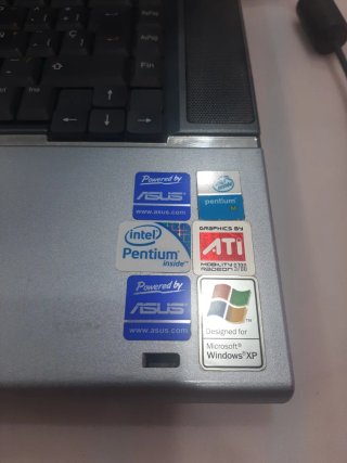 Portátil Gigabyte M3EW para piezas
