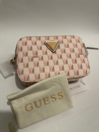 Urge venta bolsos guess nuevos lote o separado