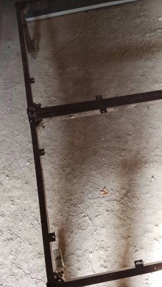 2x2m.x 0'4m.altura