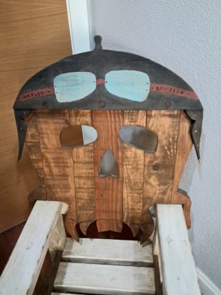 Sillón Madera Motero Calavera