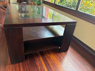 Mesa centro madera con cajones y cristal