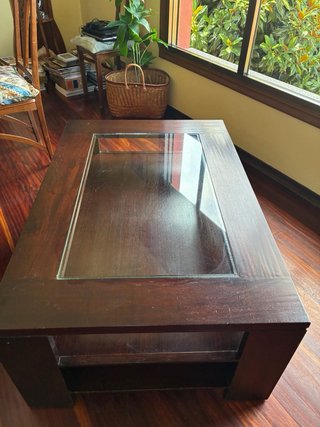 Mesa centro madera con cajones y cristal