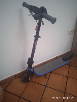 Patinete infantil en buen estado