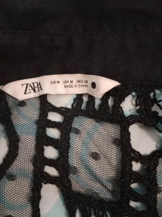 Camisa Zara Encaje Negra.
