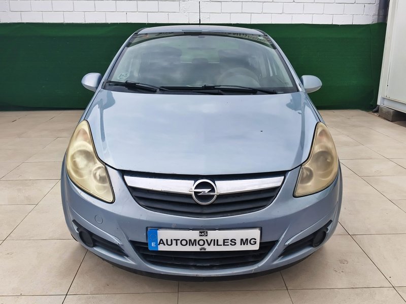 Opel Corsa 2008 - foto 1
