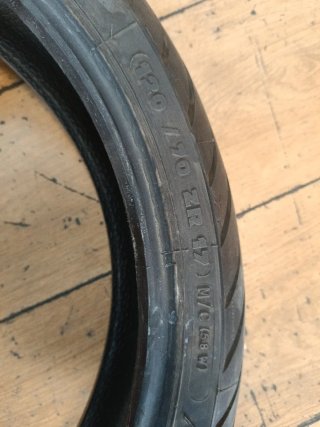 Michelin Pilot Road 2 120/70-17