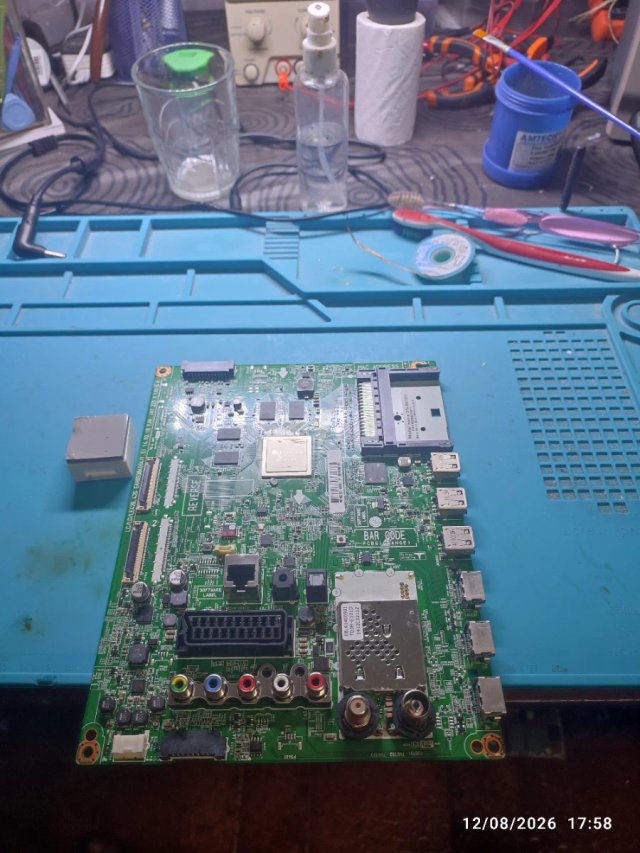Placa base LG 47BL630