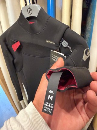 Neopreno Quiksilver talla M 4/3