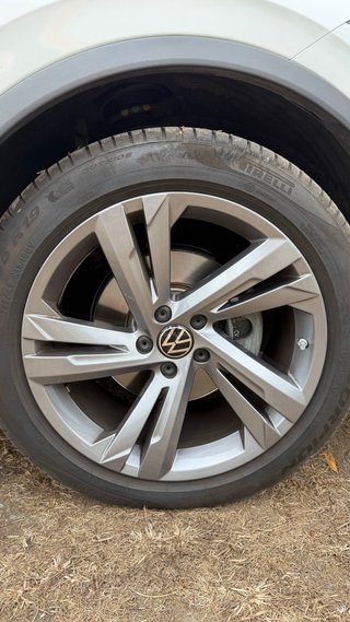 Llantas Volkswagen 19 (con neumaticos)