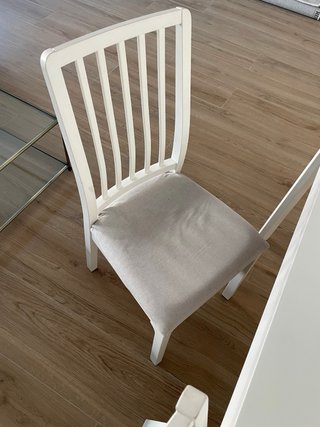 Mesa extensible IKEA EKEDALEN +  4 sillas
