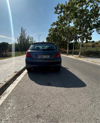 Peugeot 207 1.4 x-line