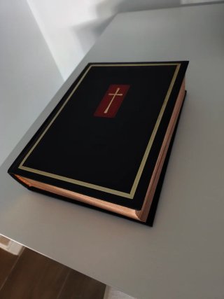 Sagrada Biblia