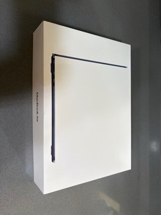 MacBook Air 13.6 M2 8GB RAM 256GB SSD