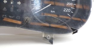 CUADRO DE INSTRUMENTROS RENAULT CLIO P8200059763 (CRISTAL ROTO)