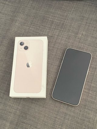 iPhone 13 Rosa - Como Nuevo