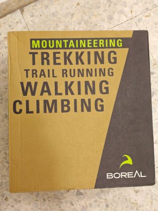 Bota Boreal Trekking Ejercito Español Negra