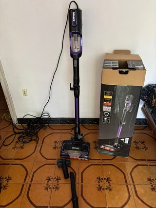 Aspiradora Shark con cable