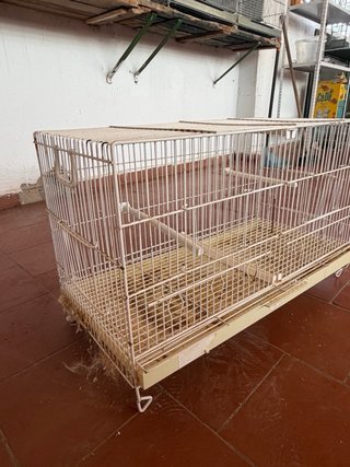 Jaulas de cría metálicas