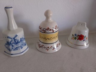 Lote 5 campane in ceramica decorate