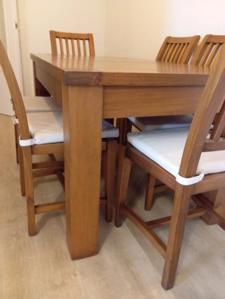 Mesa comedor madera maciza + 6 sillas