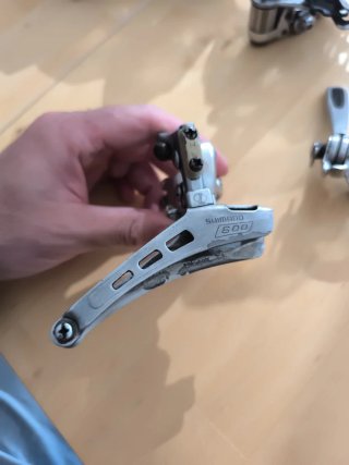 Shimano 600 1a GEN Desviador y Manetas