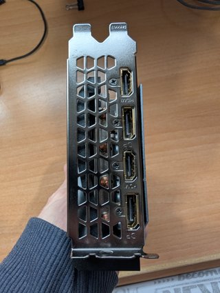 Nvidia 3060TI Gigabyte poco usada