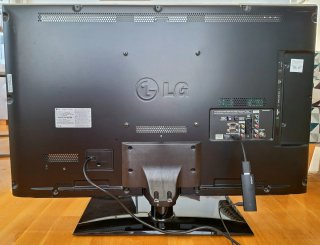 TV LG 37 Plana + dispositivo Strong