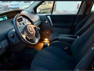 Renault Scenic II 2007 es de 7 plazas