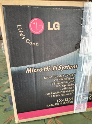 Minicadena LG LX-U251 con altavoces