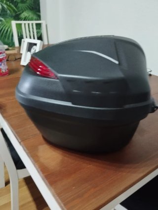 Baúl para moto negro