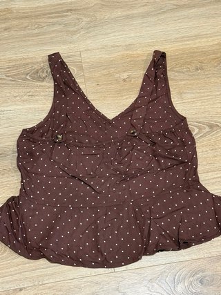 Blusa de tirantes marrón con lunares