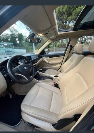 BMW X1 2011